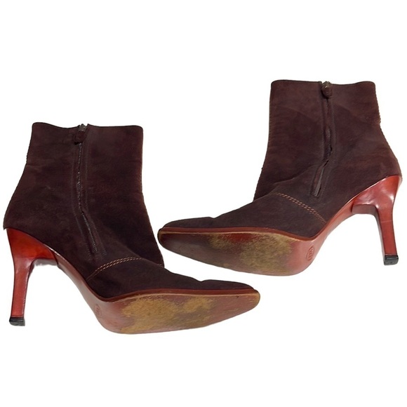 Tod’s Brown Suede Heeled Bootie SZ 9.5 - Picture 5 of 9